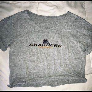 Cropped gray chargers tee!